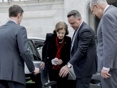 Sen. Dianne Feinstein returns to Washington following an absence