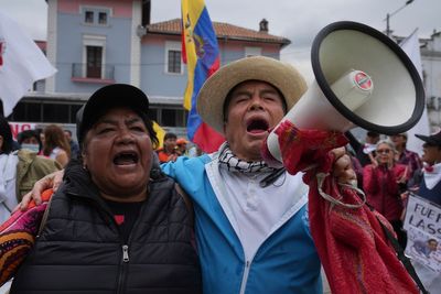 Ecuador legislature moves forward on president's impeachment