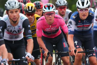 Remco Evenepoel loses Giro d'Italia lead but not as smoothly as planned - Analysis