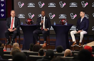 Texans earn B grade for entire 2023 offseason moves