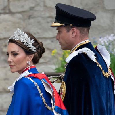 One photograph has convinced the Internet that William and Kate were arguing at the Coronation