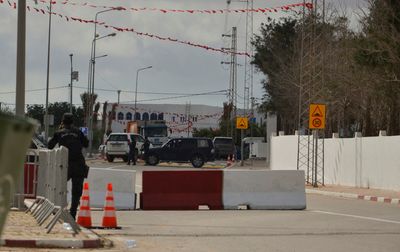 Six dead after Tunisia synagogue shooting, president blames 'criminals'