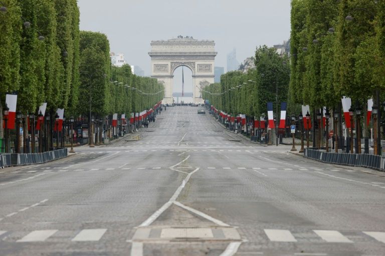 world-s-largest-spelling-test-set-for-paris