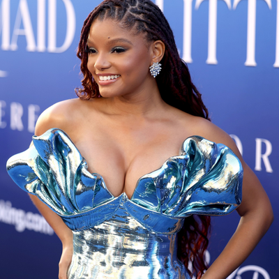 Halle Bailey Dazzled in a VERY On-Theme Dress for 'The Little Mermaid' Premiere