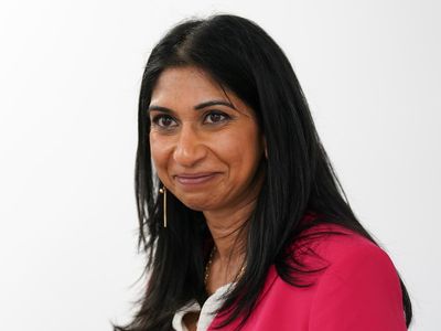 Suella Braverman again rebuked by stats watchdog for saying ‘millions of migrants’ could come to UK