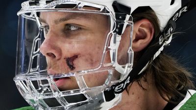 NHL Star Leads Team to Win Despite ‘Nasty’ Injury That Made It Hard to Sleep and Eat
