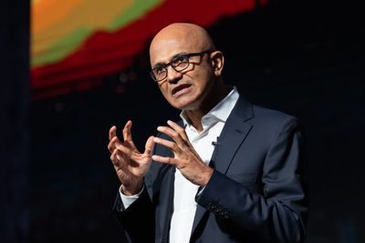 Leaked email from Microsoft CEO says salaried staff will not get raises this year due to macroeconomic conditions