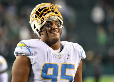 Lions sign free agent DL Christian Covington