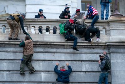 Idaho man who dangled from Senate balcony during Capitol riot receives 15-month prison sentence