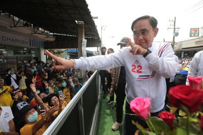 Prayut calls on Chumphon voters to help him in quest for PM