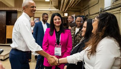Obama shares words of advice with a new generation of community organizers