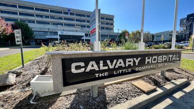 Catholic church 'dismayed' by ACT government takeover of Calvary Public Hospital, but peak medical body backs plan