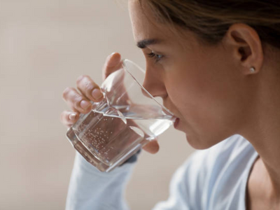 Is drinking cold refrigerated water bad for the heart?