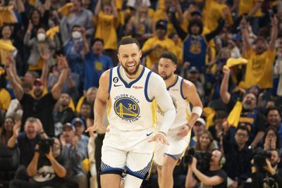 Watch: Steph Curry beats buzzer with deep 3-pointer before halftime in Game 5 vs. Lakers