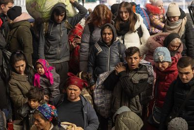 Conflict and climate disasters combine to create record rise in displaced people