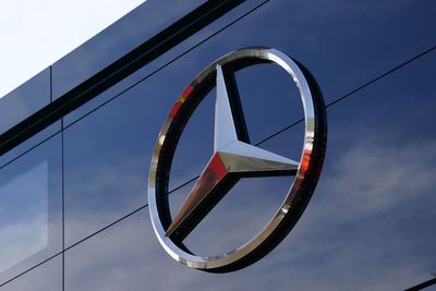 One killed after shots fired in Mercedes Benz plant in Germany - report