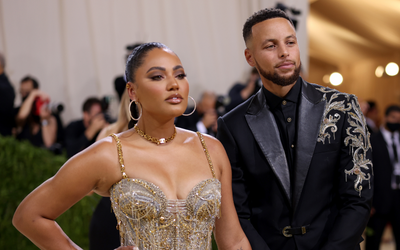 Ayesha and Stephen Curry have decorated their living room in 2023's most on-trend (but publicly shunned) color