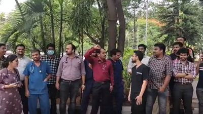 Doctor beaten up by patient's kin in Hyderabad hospital