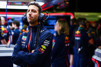 Ricciardo's AlphaTauri F1 seat fitting fuels de Vries rumours