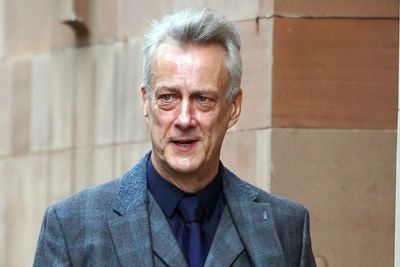 Stephen Tompkinson cleared of punching drunk man outside his house
