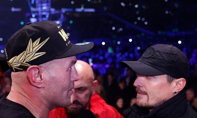 Tyson Fury and Oleksandr Usyk resume talks over fight in Saudi tournament