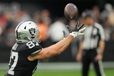 Saints salary cap impact of signing free agent tight end Foster Moreau