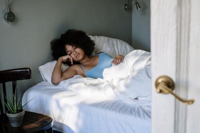 Best quiet fans for the bedroom to keep you cool and help you sleep soundly