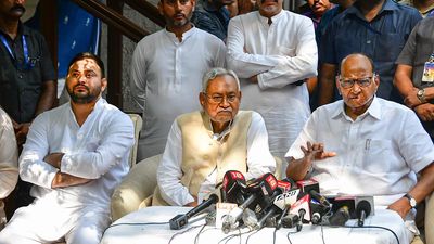 Opposition unity must in the interest of the nation: Nitish after meeting Pawar, Uddhav in Mumbai