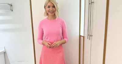 Holly Willoughby looked 'pretty in pink' in stunning Zara skirt on This Morning