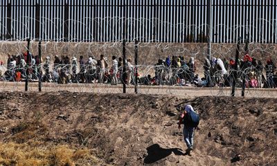 US authorities ‘seeing large numbers of migrants at border’ before Title 42 expiration – as it happened