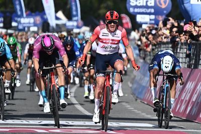 Mads Pedersen wins Giro d’Italia stage six after thrilling late sprint finish