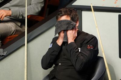 Ronnie O’Sullivan shows how versatile his book is – Thursday’s sporting social