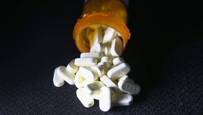 Doctors need adequate training to prevent, treat opioid addiction