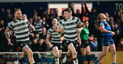 Tony Smith enthuses as Hull FC show "pride" again with Wakefield Trinity tumbling to another defeat
