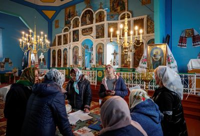 Communities torn as Ukraine turns its back on Moscow-linked church