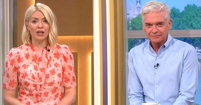 Holly Willoughby and Phillip Schofield DROPPED from This Morning promo amid 'feud'
