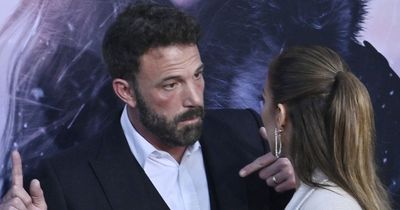 What Jennifer Lopez and Ben Affleck said on the red carpet that lead to rumours of a row
