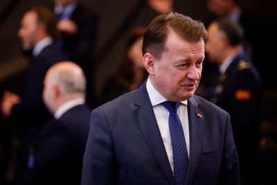 Polish opposition slam defence minister's handling of missile incident