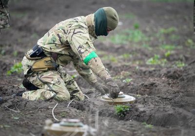 Ukrainian deminers get training in Cyprus from US, Irish experts