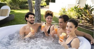 Shoppers get the chance to buy £900 fire pits, hot tubs, egg chairs and garden furniture for less than £10
