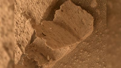 Bizarre Martian 'book' spotted by NASA's Curiosity rover
