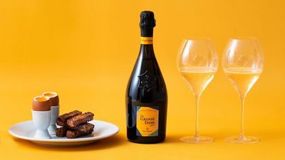 Veuve Clicquot’s Sunny Side Up Café brings Caribbean flavours and champagne to Piccadilly Circus