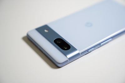 Can Google’s $500 Pixel 7a Take Better Photos Than Its $900 Pixel 7 Pro?