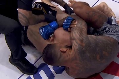 Bellator 296 results: Bad referee stoppage leads to Saul Rogers’ submission win overturned after review