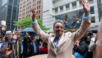 Lightfoot closes out mayoral run with confetti, cheers and a few tears — but no regrets: ‘It’s been a glorious morning’