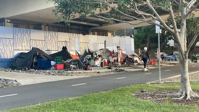 Brisbane Lord Mayor Adrian Schrinner proposes moving homeless population to federal-owned Pinkenba COVID facility