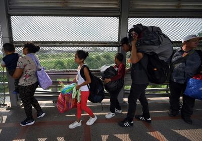 New rules spur migrants to seek legal path to US