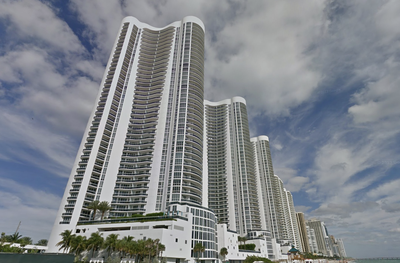 FBI raids Trump Tower condo owned by two Russian businessmen