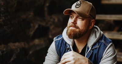 Swift transition from pop-punk to country star