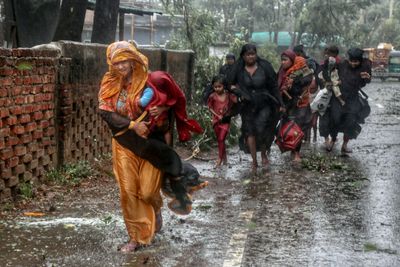 Cyclone Mocha floods Myanmar port city, sparing major refugee camps